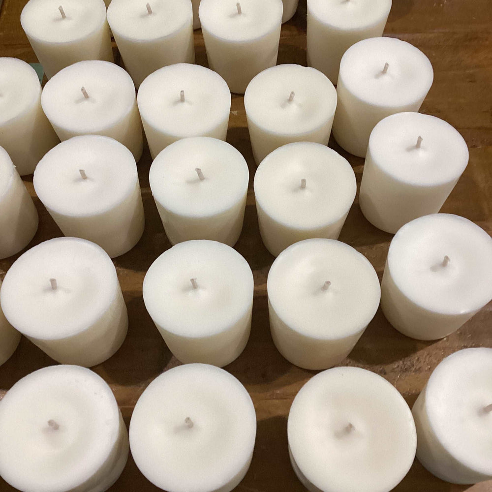 Japanese Honeysuckle Soy Candle Refill