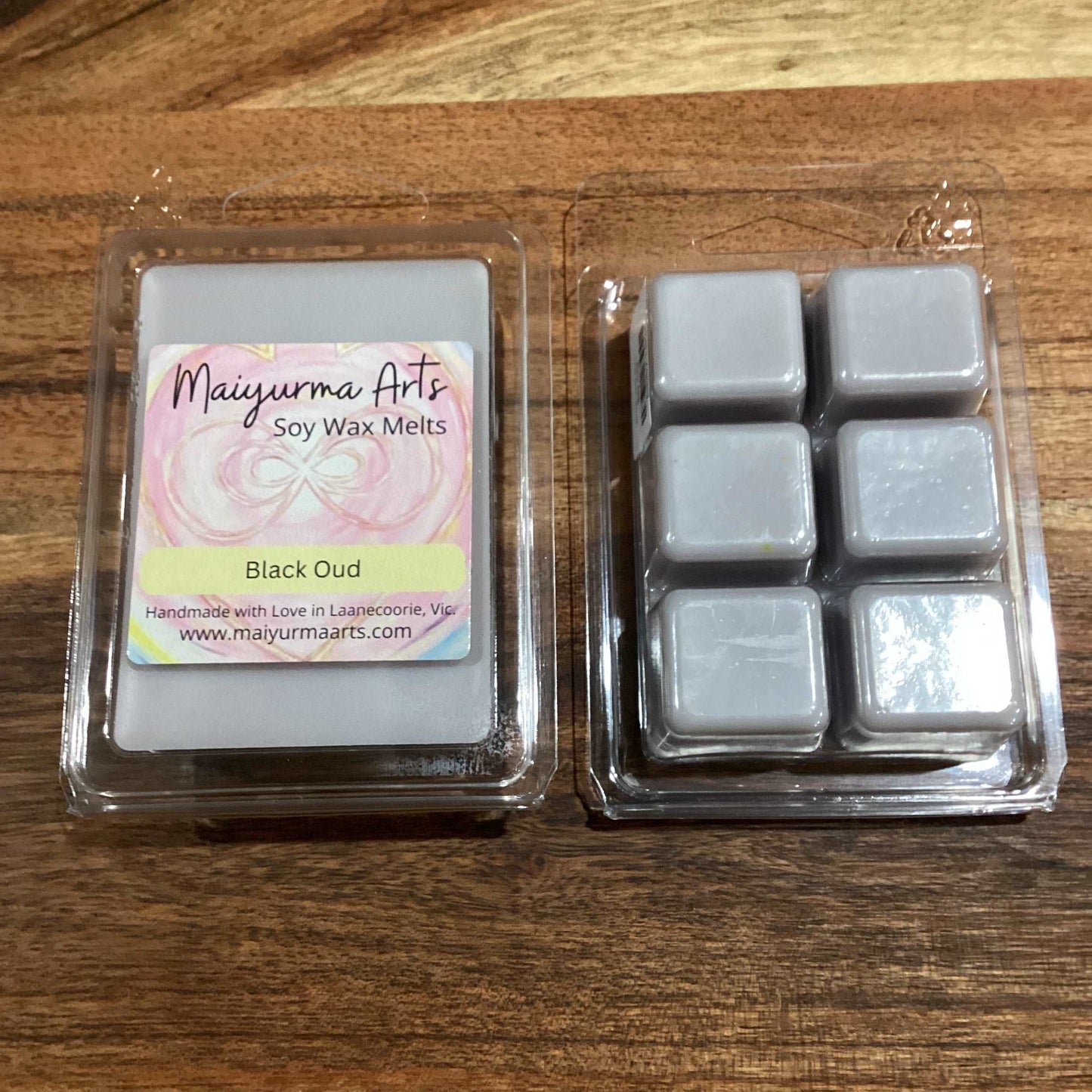 
                  
                    Black Oud Soy Wax Melts Clam Shell
                  
                