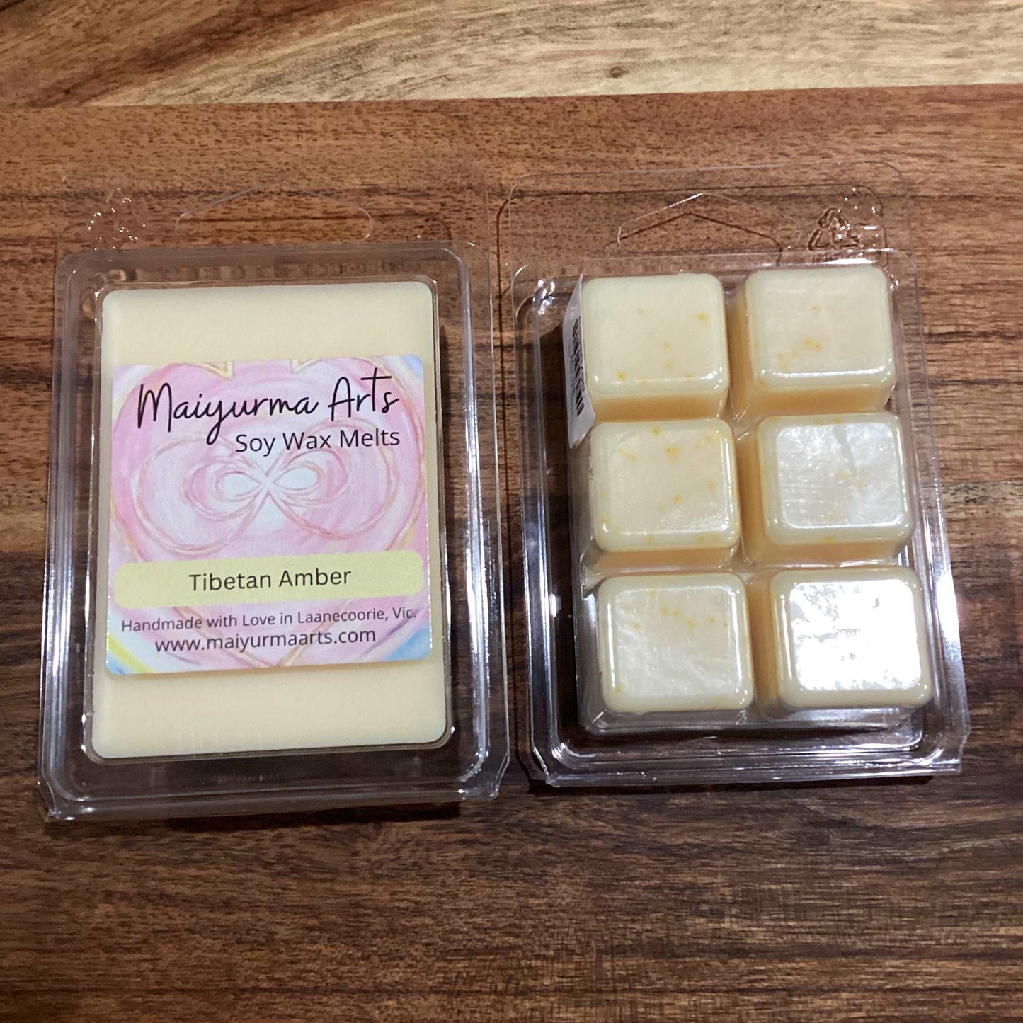 Tibetan Amber Soy Wax Melts Clam Shell